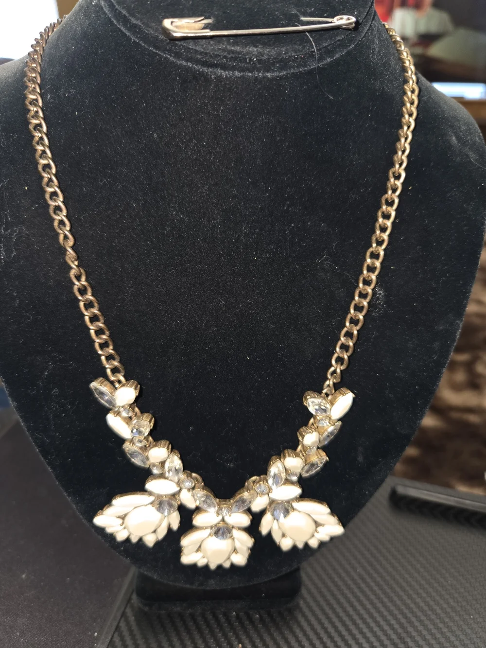 J.Crew 18” Cream Clear Crystal Floral Statement Necklace Antique Gold Tone